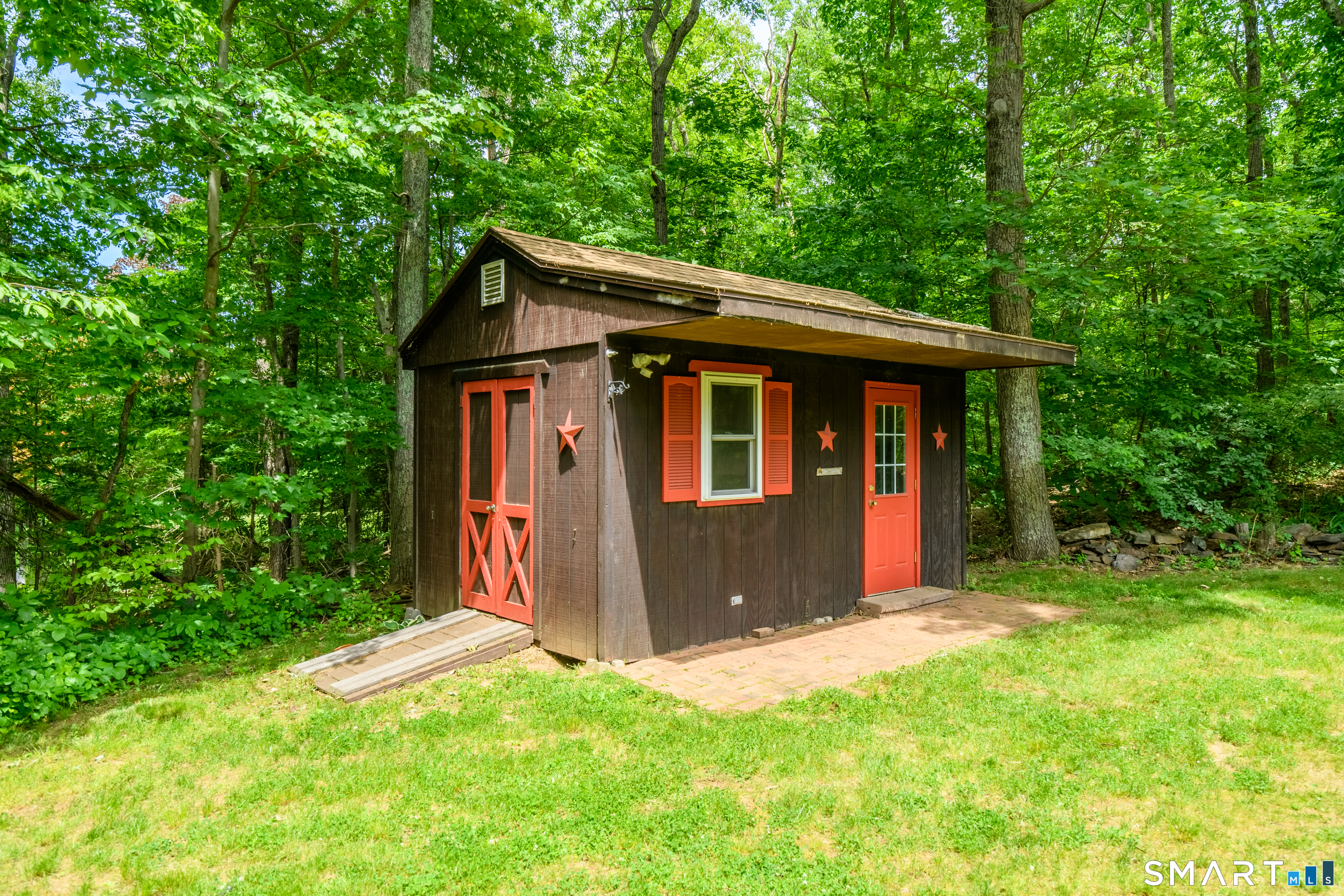 1020 Bartholomew Road Middletown, CT 06457 - Photo 34 of 40