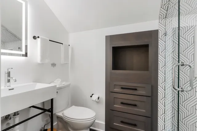 $2,395,000 | W4724 South Lake Shore Drive, Linn, WI 53125