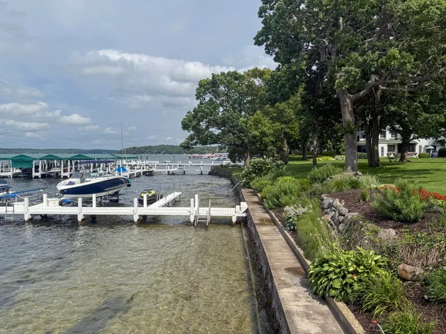 $2,395,000 | W4724 South Lake Shore Drive, Linn, WI 53125