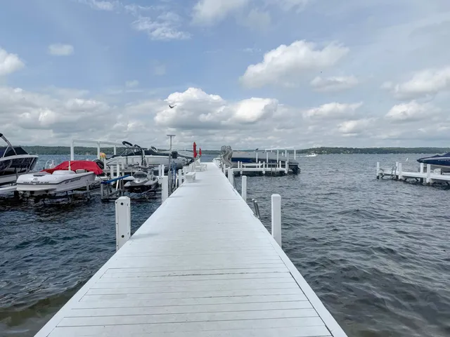 $2,395,000 | W4724 South Lake Shore Drive, Linn, WI 53125