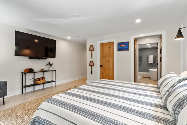 $2,395,000 | W4724 South Lake Shore Drive, Linn, WI 53125