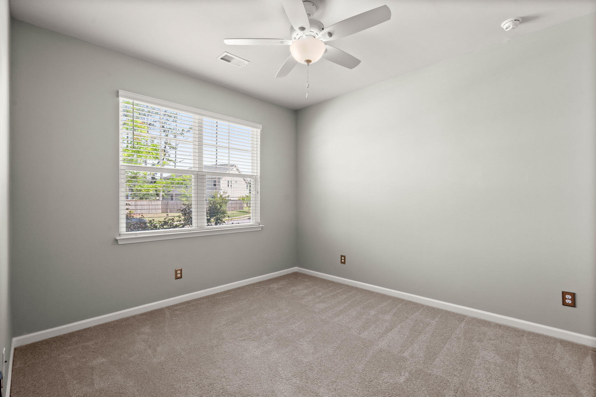 622 Kilarney Road Summerville, SC 29483 - Photo 23 of 55 23