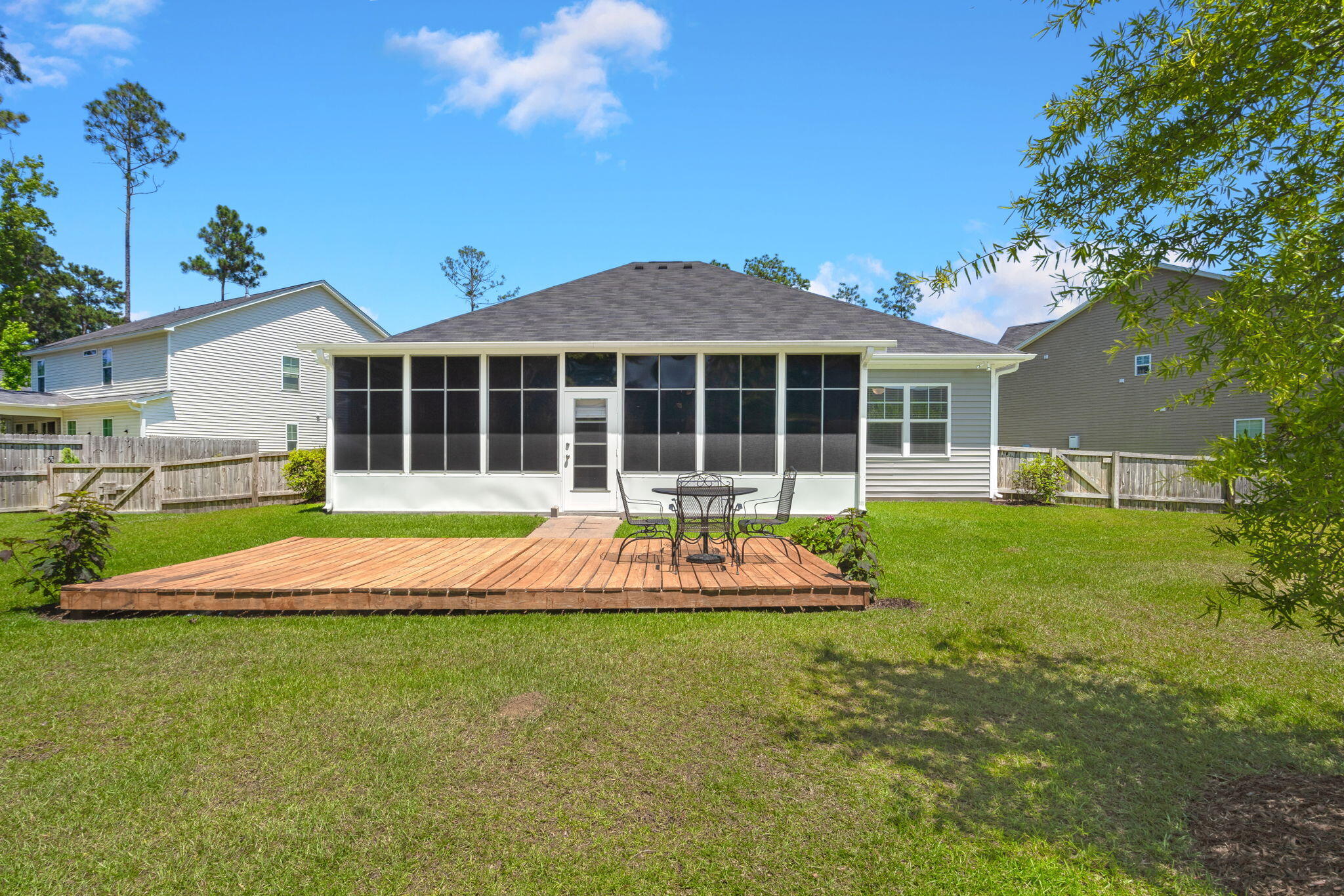622 Kilarney Road Summerville, SC 29483 - Photo 32 of 55 32