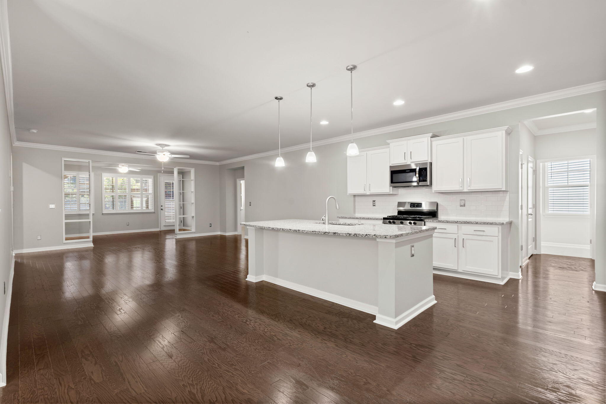 622 Kilarney Road Summerville, SC 29483 - Photo 6 of 55 6
