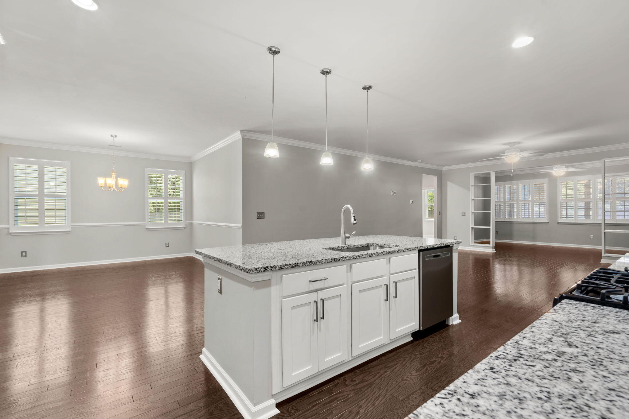 622 Kilarney Road Summerville, SC 29483 - Photo 9 of 55 9