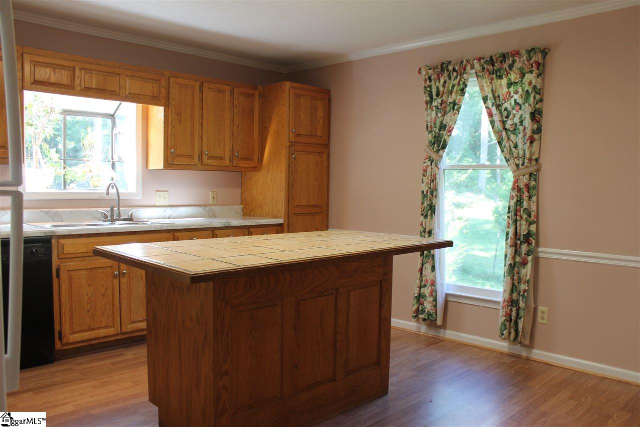 310 Gibson Road Easley, SC 29640 - Photo 6 of 26