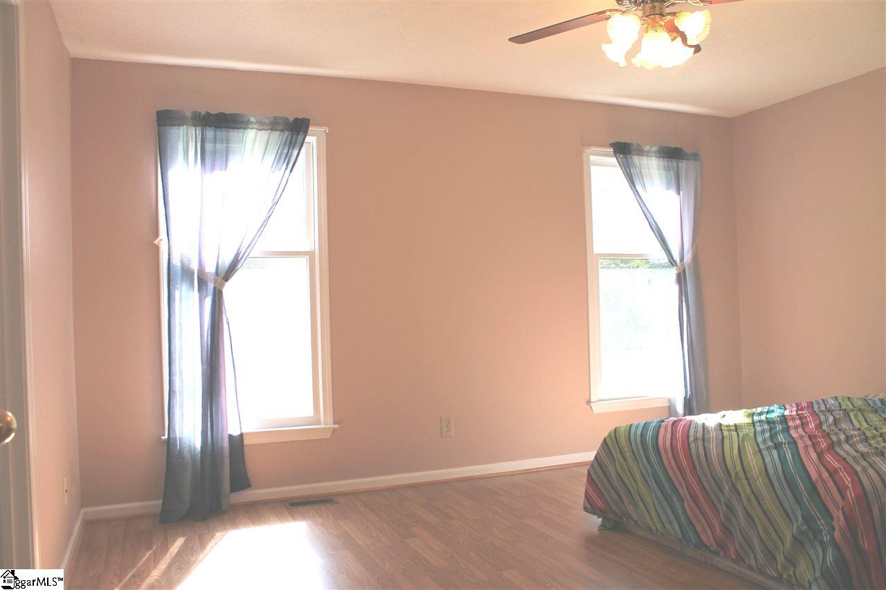 310 Gibson Road Easley, SC 29640 - Photo 8 of 26