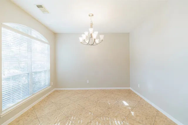 a view of a decorative light in a room