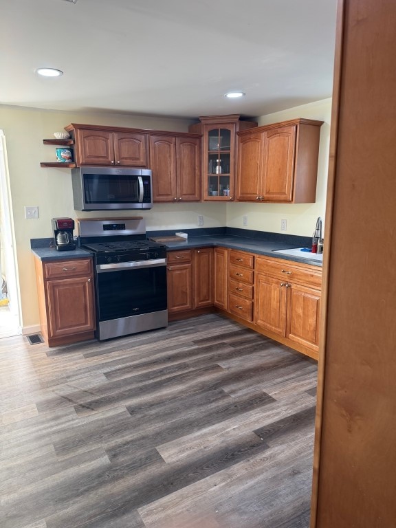 2011 West Whitner Street Anderson, SC 29624 - Photo 3 of 19