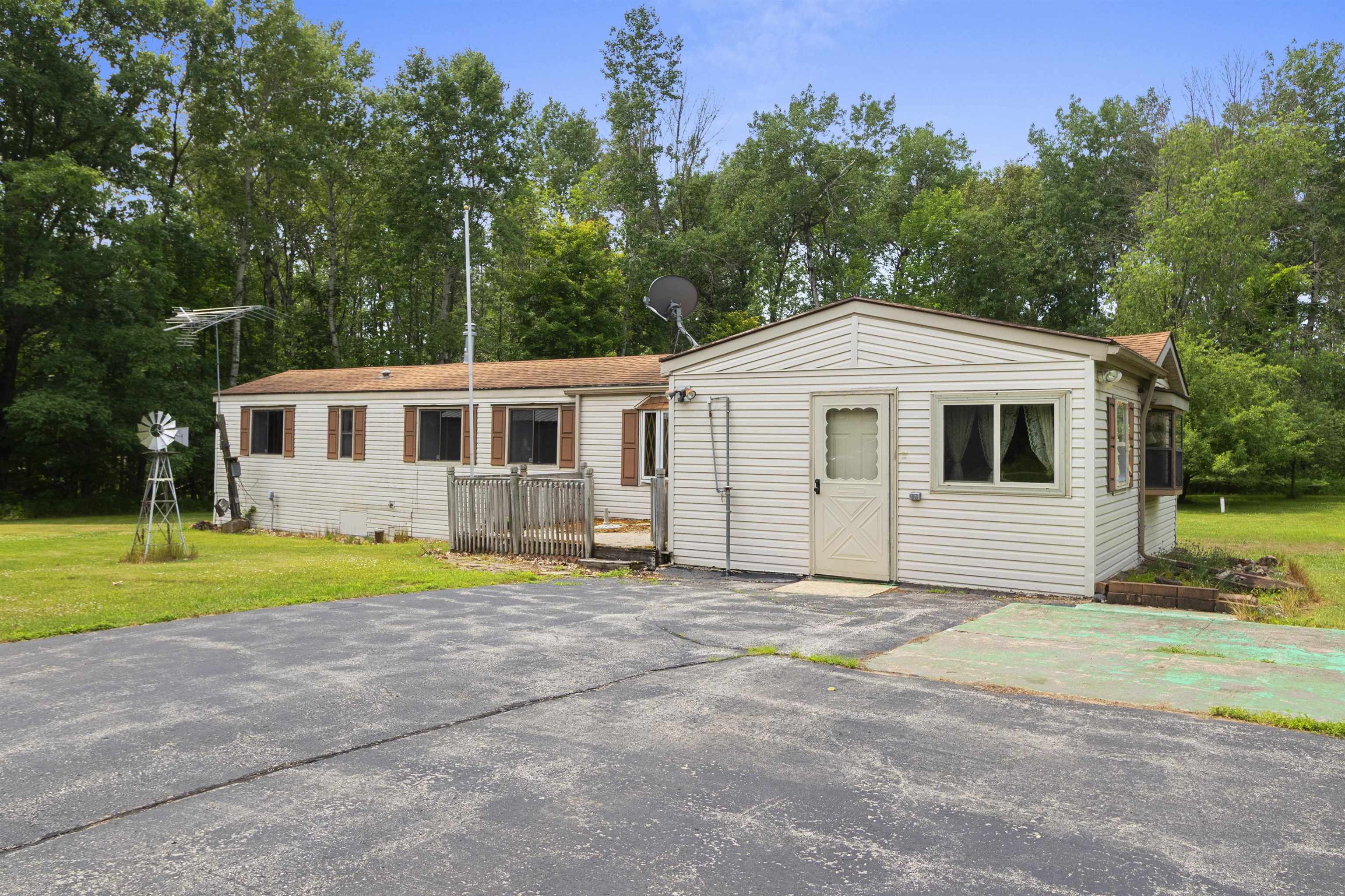 N8771 Pines Road Wausaukee, WI 54177 - Photo 1 of 40