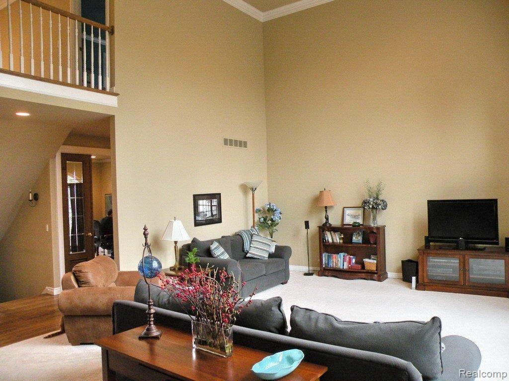 4767 Crestone Way Rochester, MI 48306 - Photo 4 of 24 Great Room