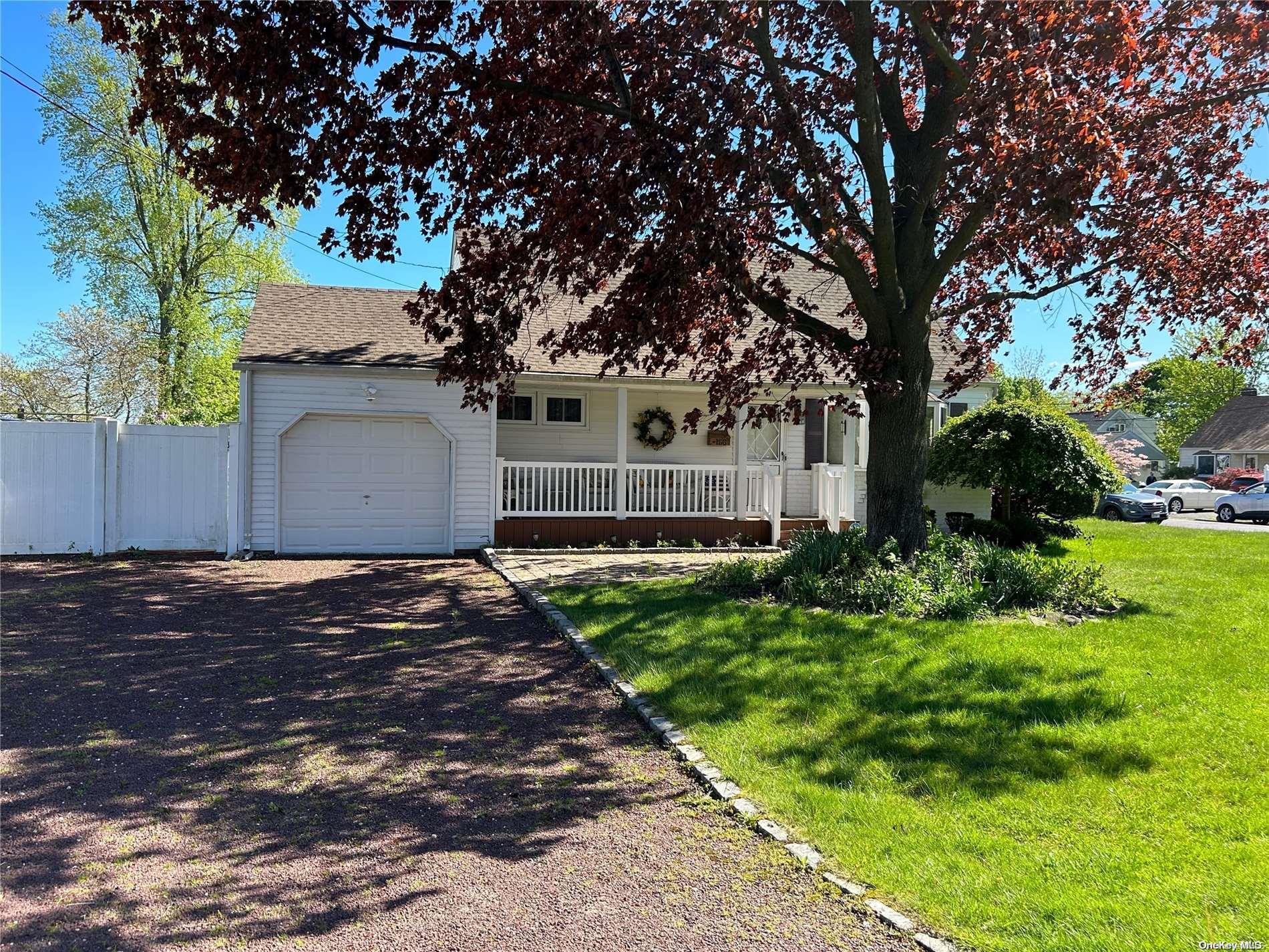 156 Weeks Road North Babylon, NY 11703 - Photo 1 of 1 Gallery Image 1