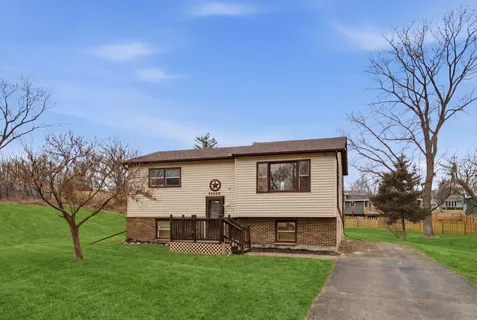 $269,000 | 36680 North Helen Drive, Lake Villa, IL 60046