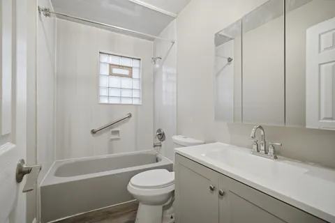 $269,000 | 36680 North Helen Drive, Lake Villa, IL 60046