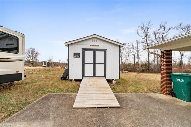 $280,000 | 896 Knowles Road, Reidsville, NC 27320