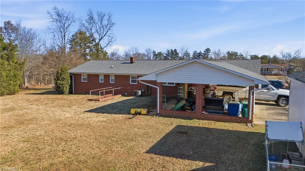 896 Knowles Road Reidsville, NC 27320 - Photo 5 of 49
