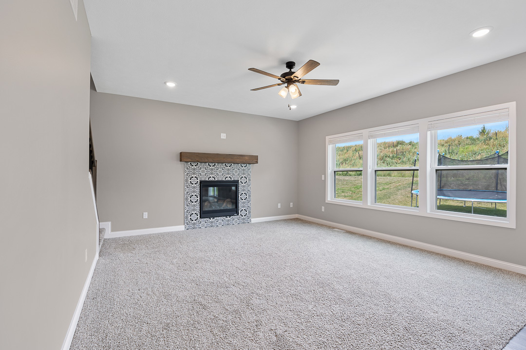 306 Raef Road Downs, IL 61736 - Photo 13 of 61 Gallery Image 13