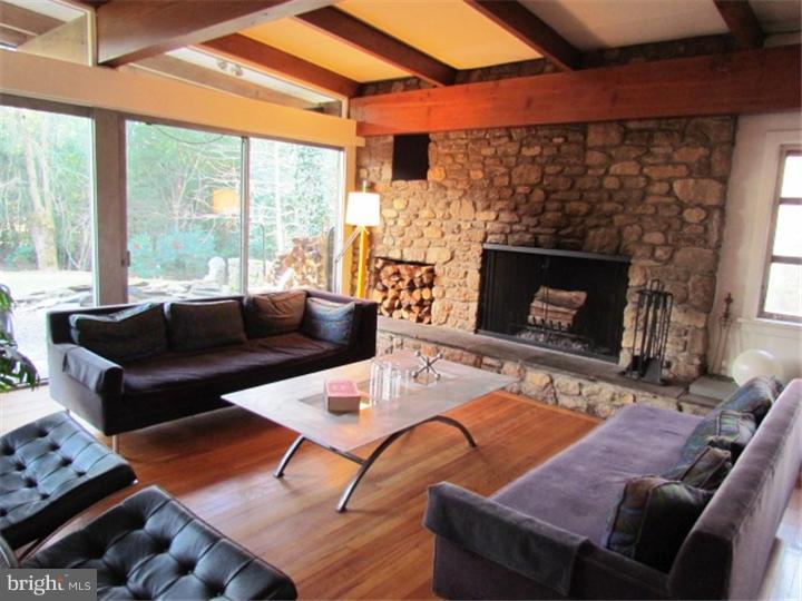 2590 Furlong Road Doylestown, PA 18902 - Photo 3 of 25