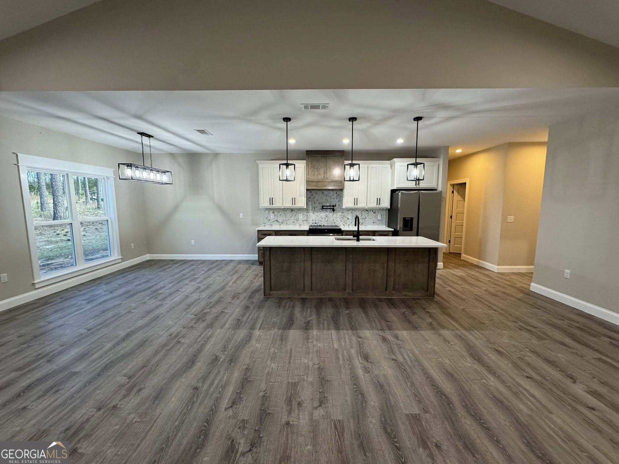 1030 Grey Wolf Trail Dublin, GA 31021 - Photo 4 of 38