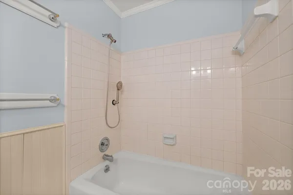 $640,000 | 7737 Ridgeloch Place, Unit 45, Charlotte, NC 28226