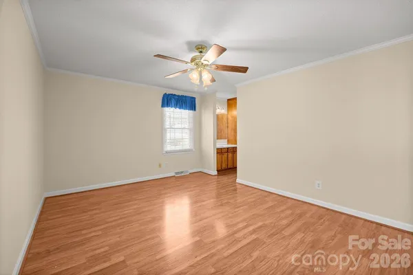 $640,000 | 7737 Ridgeloch Place, Unit 45, Charlotte, NC 28226