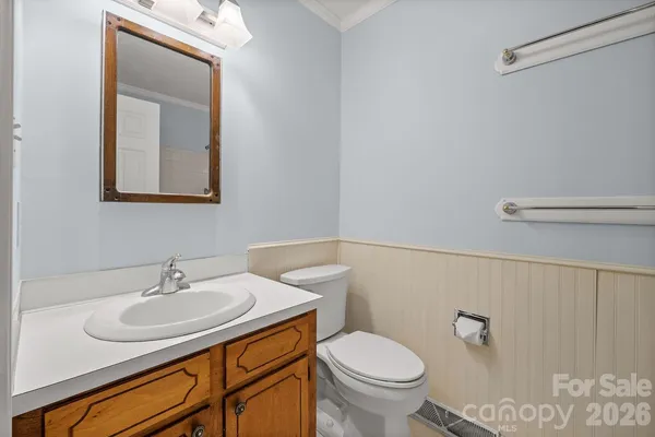 $640,000 | 7737 Ridgeloch Place, Unit 45, Charlotte, NC 28226