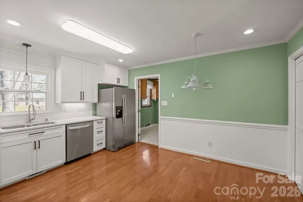 $640,000 | 7737 Ridgeloch Place, Unit 45, Charlotte, NC 28226