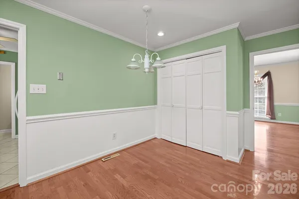 $640,000 | 7737 Ridgeloch Place, Unit 45, Charlotte, NC 28226