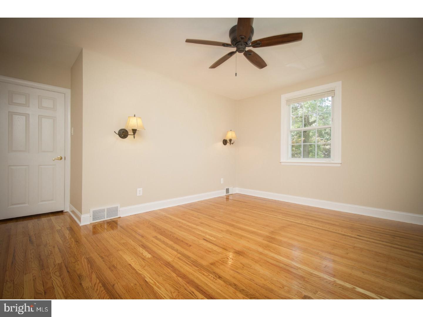 3811 Andrea Road Philadelphia, PA 19154 - Photo 12 of 24