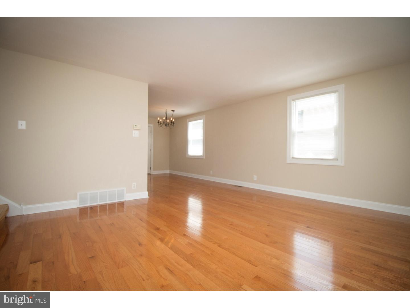3811 Andrea Road Philadelphia, PA 19154 - Photo 4 of 24
