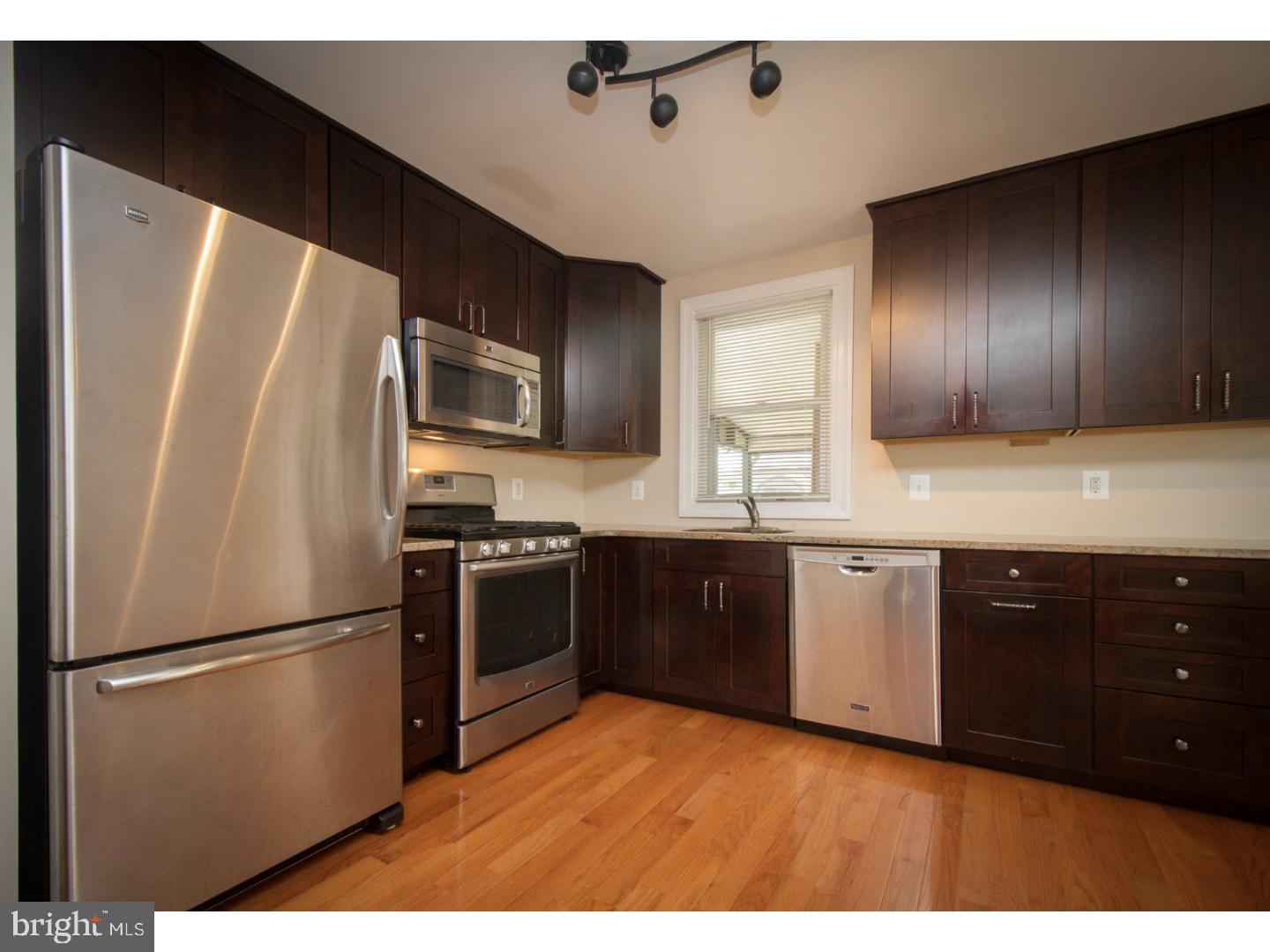 3811 Andrea Road Philadelphia, PA 19154 - Photo 8 of 24