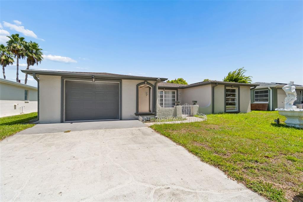 7407 Populus Drive Port Richey, FL 34668 - Photo 3 of 94 Gallery Image 3