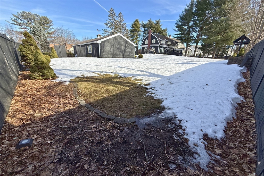 10 Rodgers Road Stoneham, MA 02180 - Photo 5 of 10
