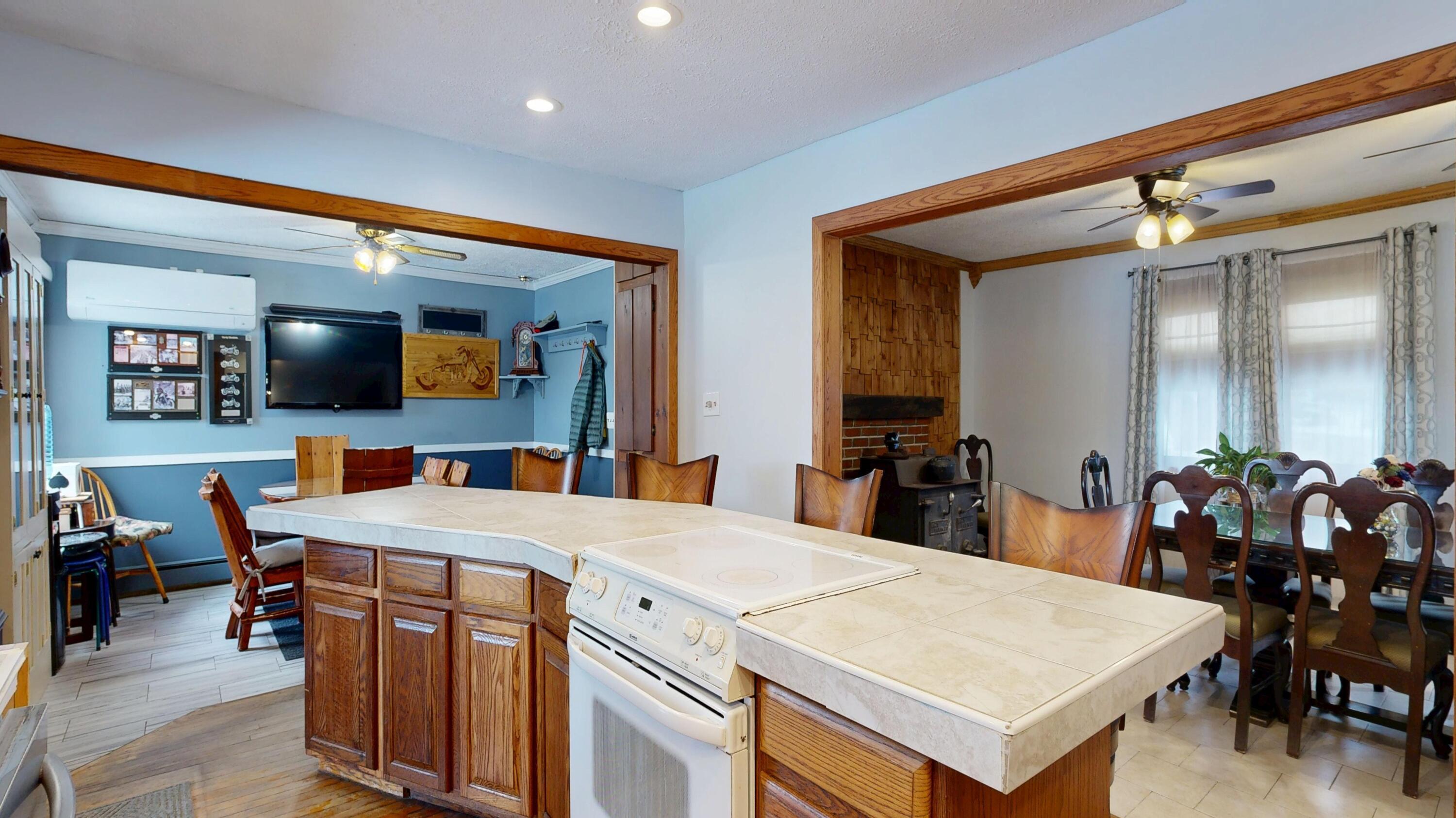 400 Grove Street Lewiston, ME 04240 - Photo 12 of 51 Kitchen