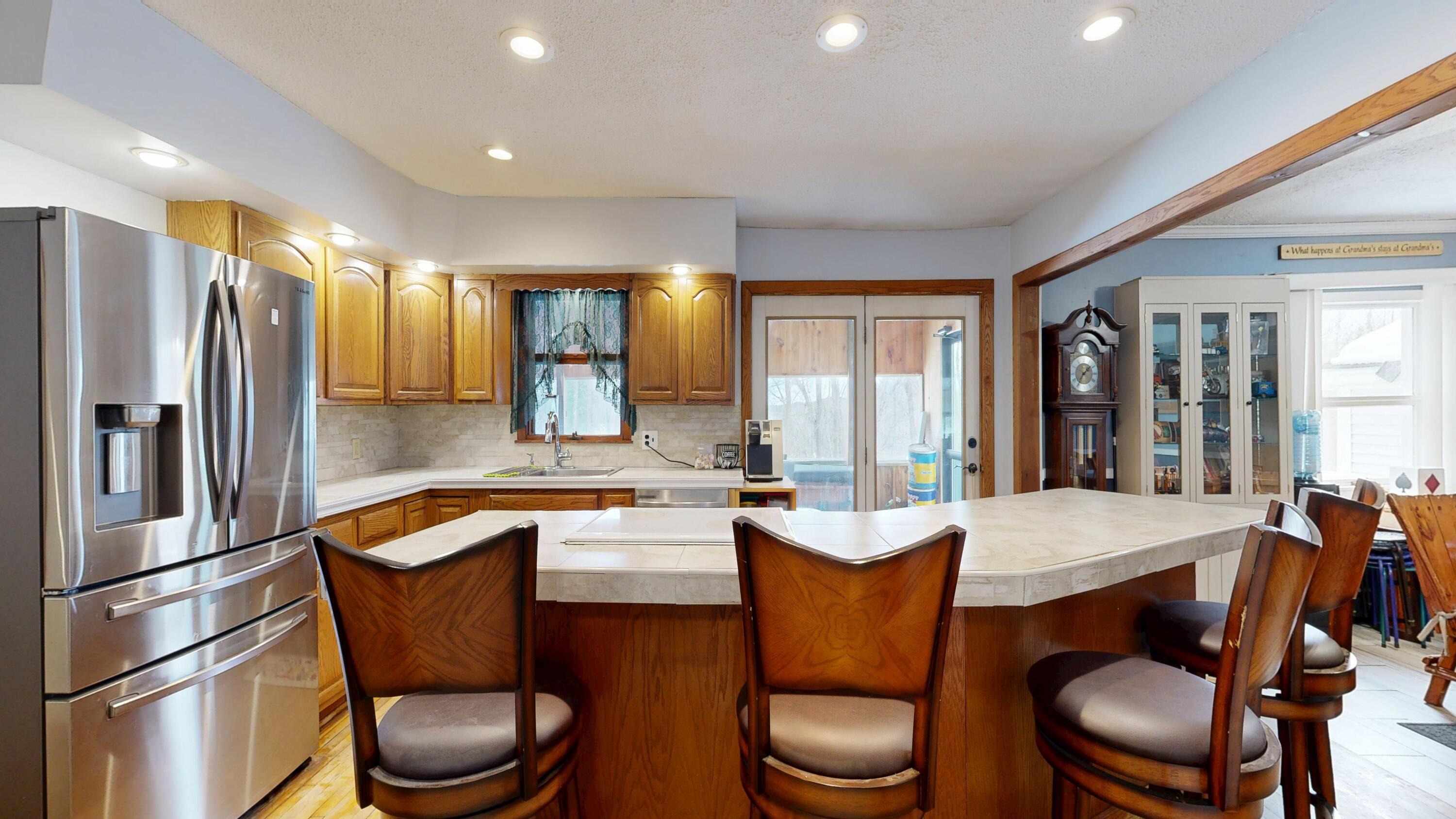 400 Grove Street Lewiston, ME 04240 - Photo 15 of 51 Kitchen