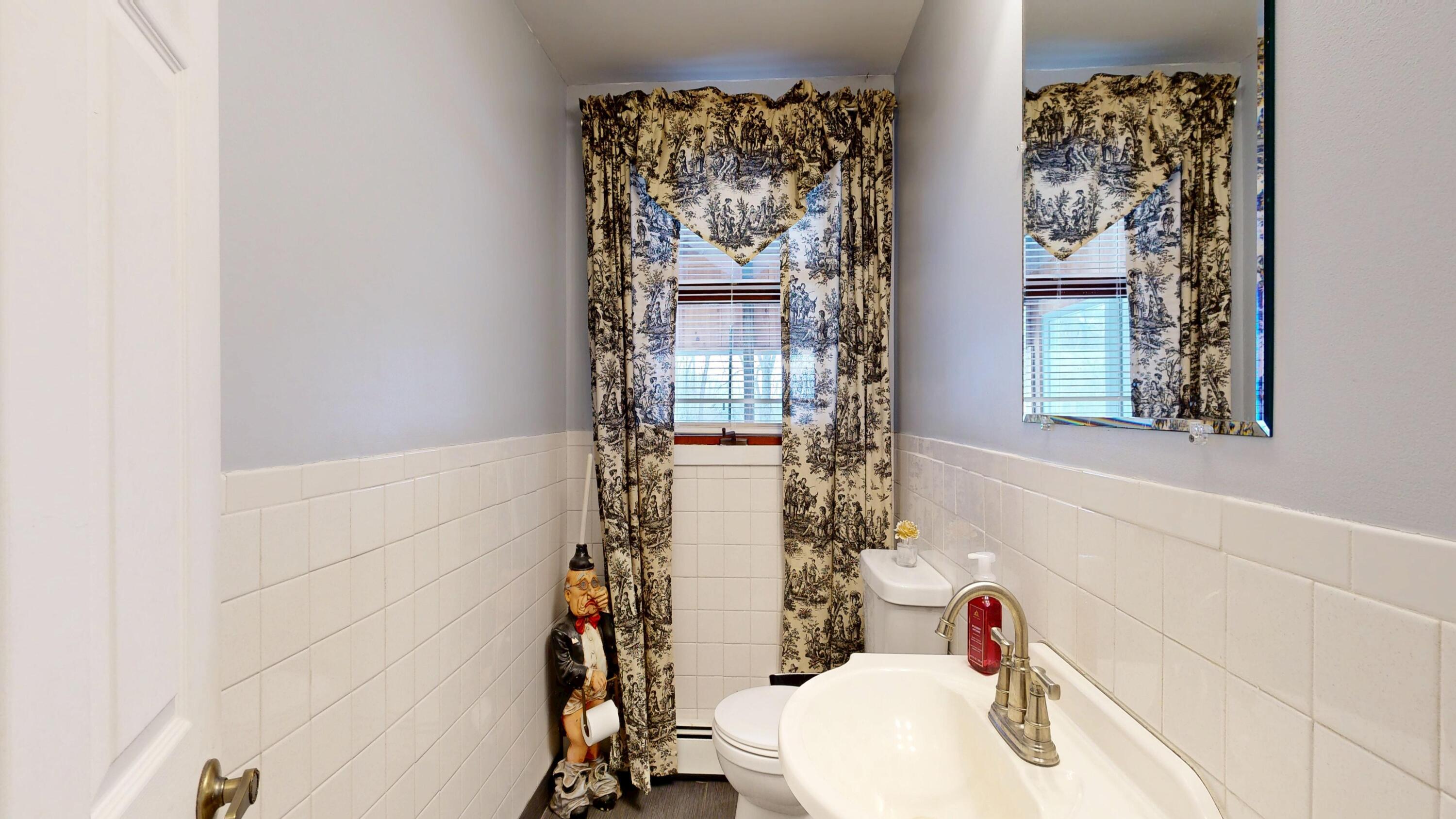 400 Grove Street Lewiston, ME 04240 - Photo 23 of 51 Bathroom