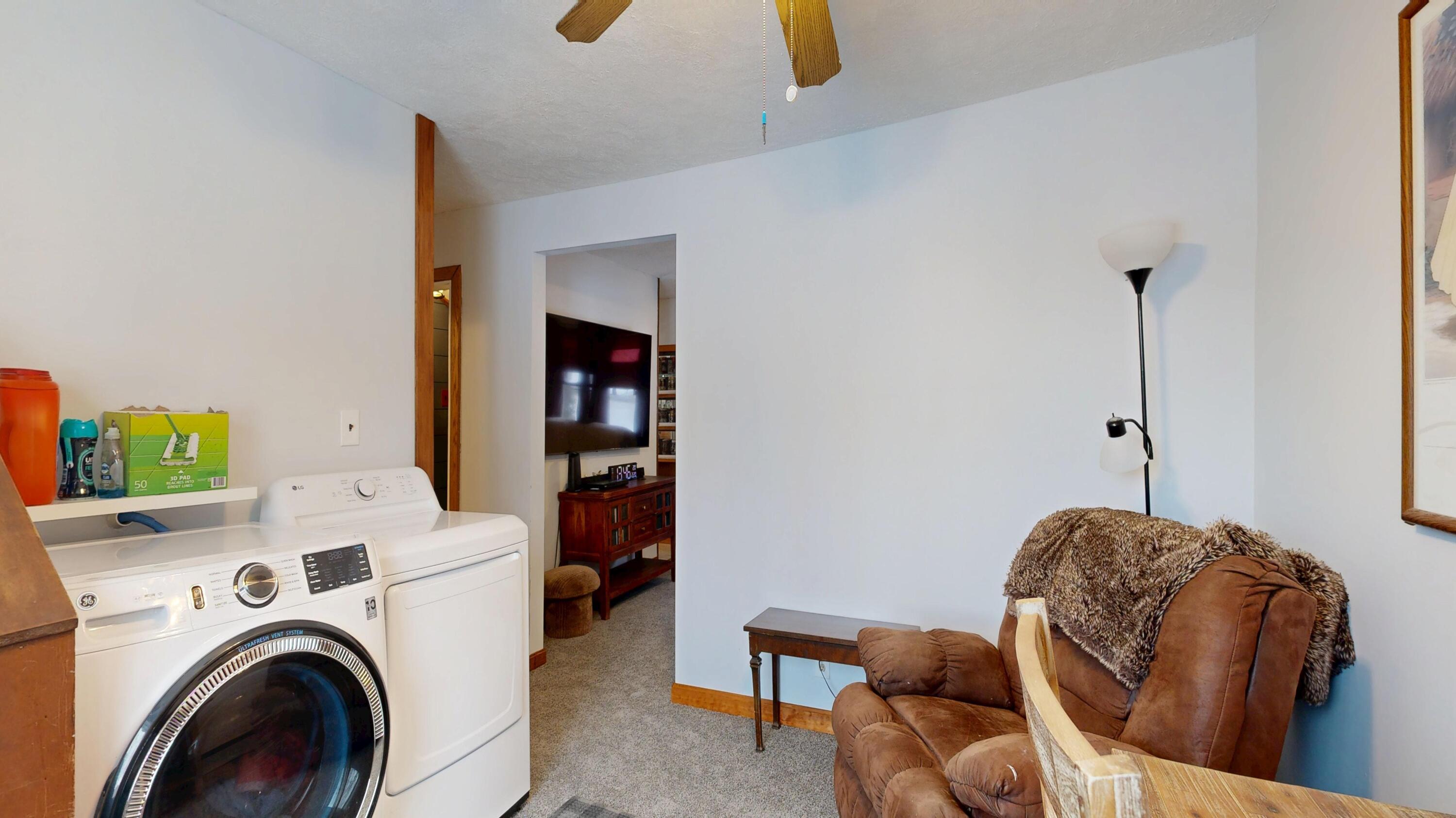 400 Grove Street Lewiston, ME 04240 - Photo 26 of 51 Laundry