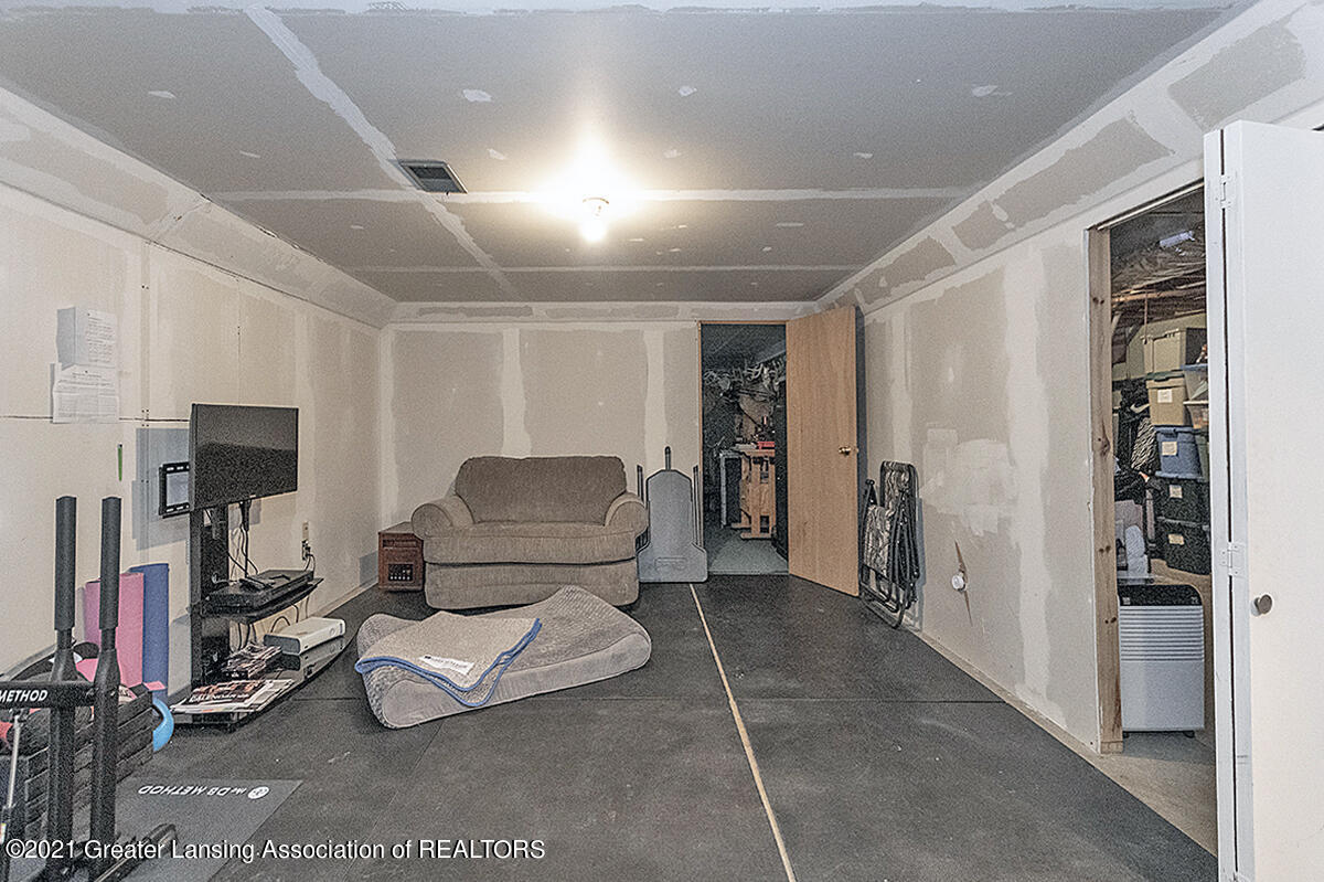 2545 Avery Road St. Johns, MI 48879 - Photo 25 of 33 _DSC3164