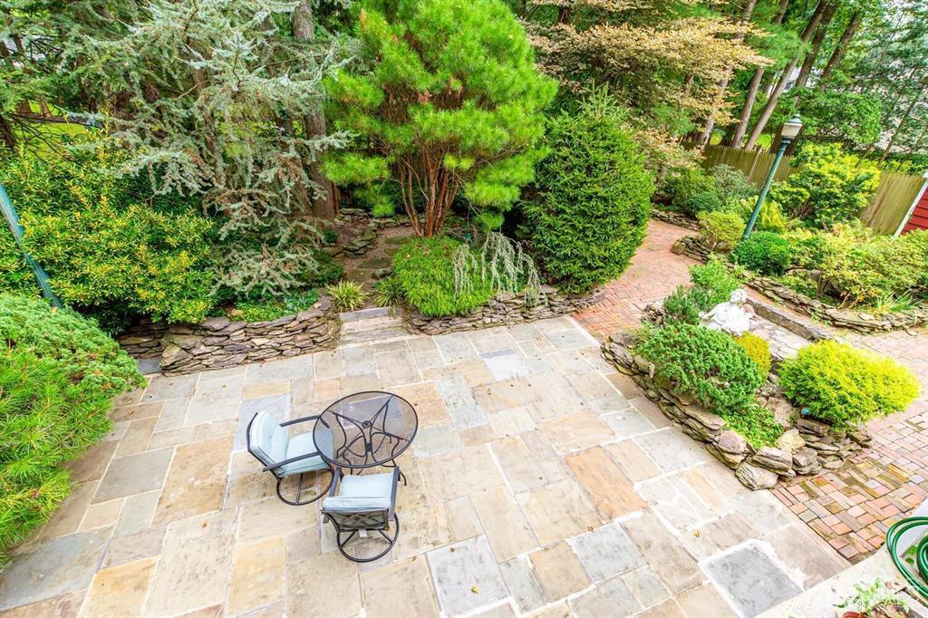 14 Tamarack Road Edison, NJ 08820 - Photo 20 of 40
