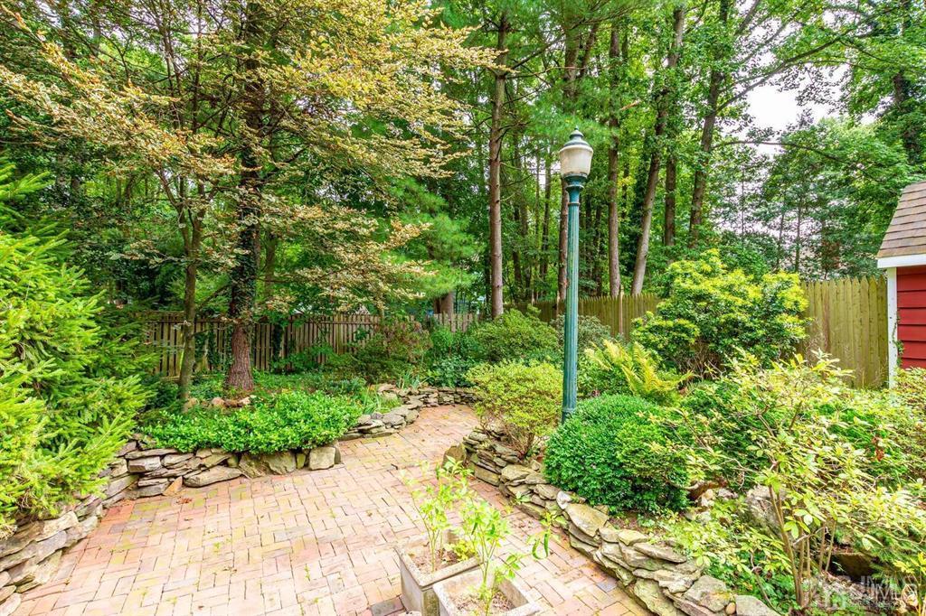 14 Tamarack Road Edison, NJ 08820 - Photo 39 of 40 a view of a pathway of a garden