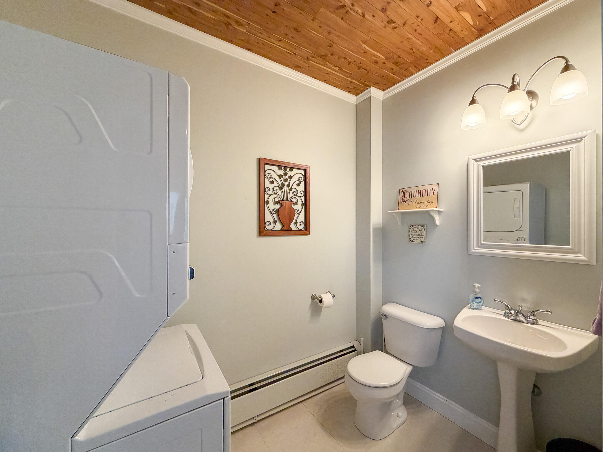 374 Center Street Bangor, ME 04401 - Photo 21 of 30 14
