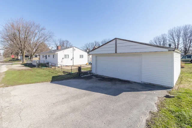 $1,500 | 1701 Nelson Avenue, Indianapolis, IN 46203