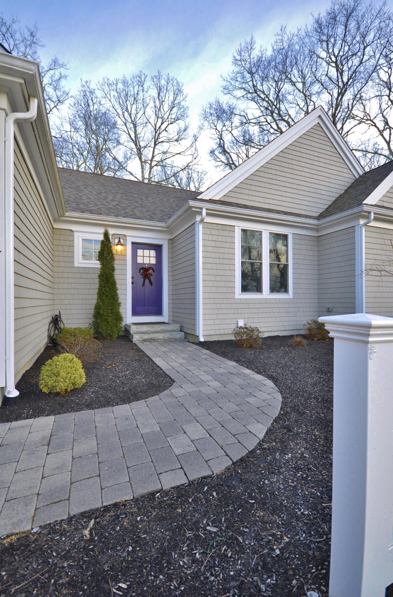 238 Old Barnstable Road Mashpee, MA 02649 - Photo 4 of 47 _DSC0256