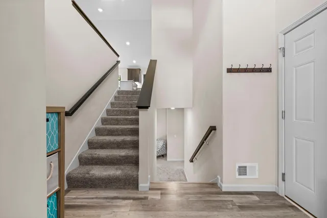 $384,500 | 13940 3rd Avenue South, Zimmerman, MN 55398