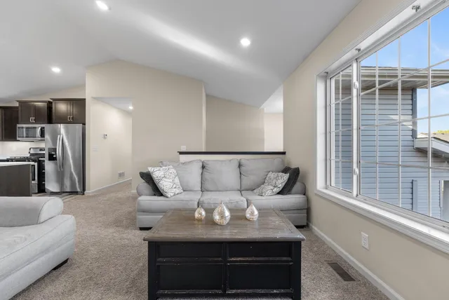 $384,500 | 13940 3rd Avenue South, Zimmerman, MN 55398