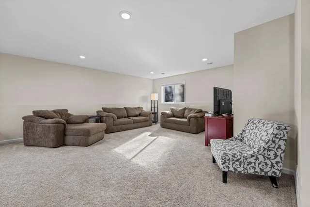 $384,500 | 13940 3rd Avenue South, Zimmerman, MN 55398