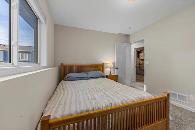 $384,500 | 13940 3rd Avenue South, Zimmerman, MN 55398