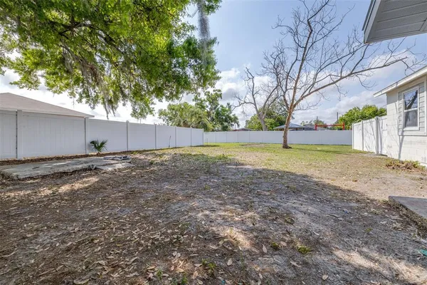 $249,900 | 217 Northwest 4th Avenue, Mulberry, FL 33860