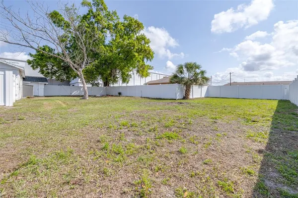 $249,900 | 217 Northwest 4th Avenue, Mulberry, FL 33860