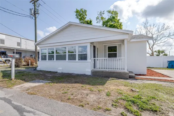 $249,900 | 217 Northwest 4th Avenue, Mulberry, FL 33860